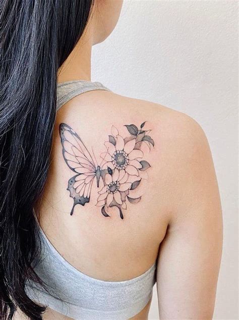 100 Gorgeous Shoulder Tattoos For Women The Trend Scout Back Of