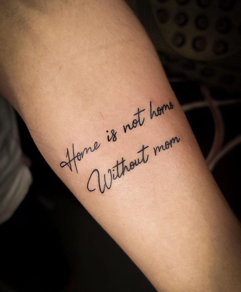 20 Breathtaking Rip Mom Tattoo Ideas For The Eternal Tribute
