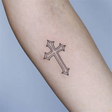 20 Most Popular Small Cross Tattoos Artofit