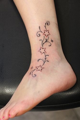 25 Stylish Feet Tattoos For Women Ideas Designs And Trends Foot