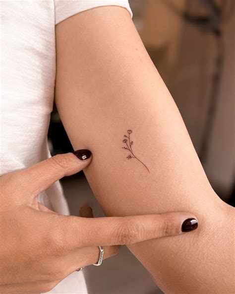 45 Simple Flower Tattoos For Women Amp Meaning 45 Simple Flower Tattoos For Women Amp Meaning