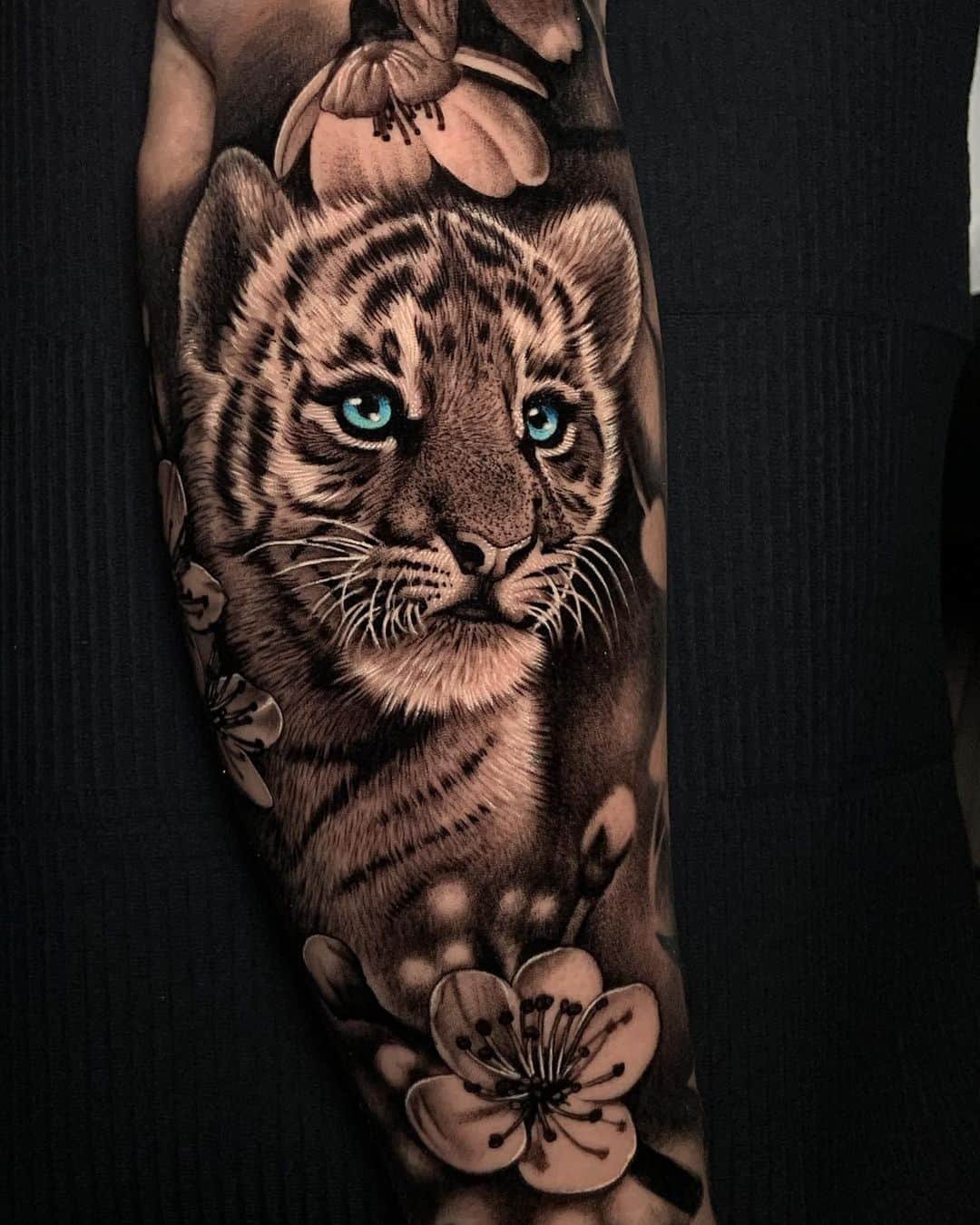 7 Best Tiger Hand Tattoo Ideas Tiger Hand Tattoo Tiger Tattoo Design Tiger Tattoo