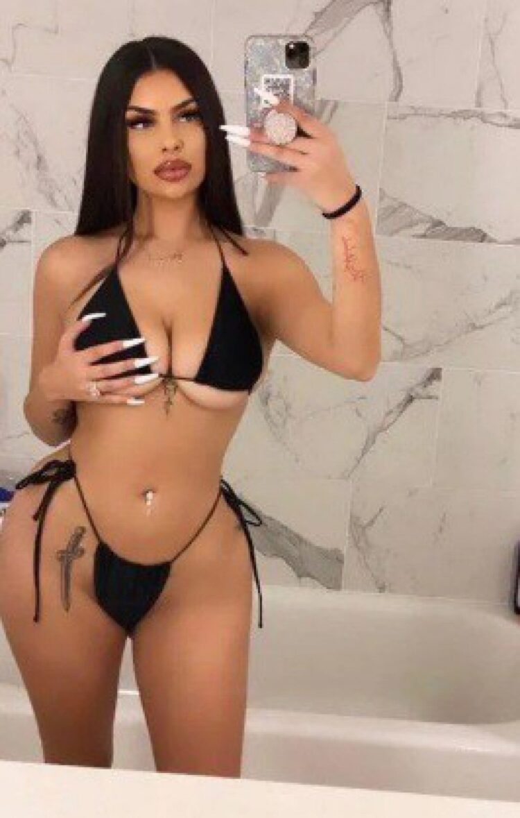 8 Hot Sexy Aliza Jane Bikini Pics