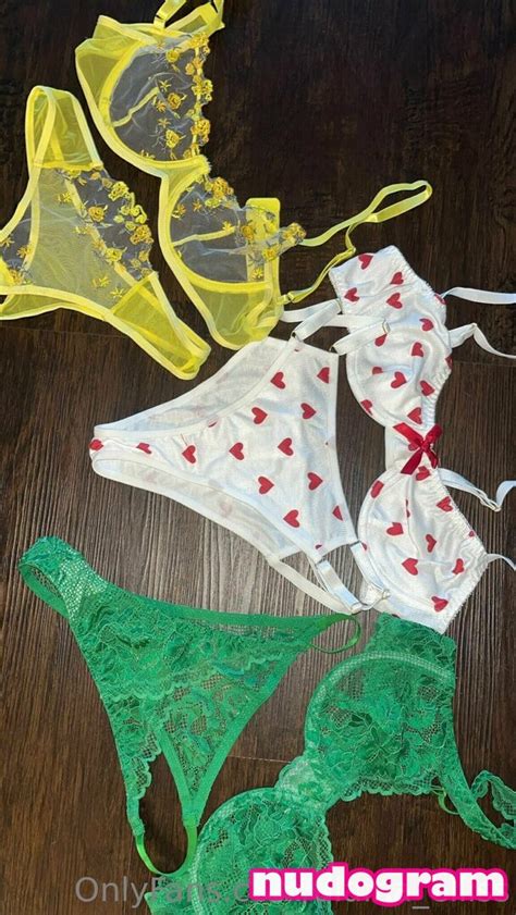 The Alaina Ellis Nude Leaks: 5 Key Facts