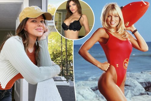 Amp 39 Baywatch Amp 39 Star Donna D Amp 39 Errico 54 Poses In Lace Lingerie Amp 39 Baywatch Amp 39 Star Donna D Amp 39 Errico 54 Poses In Lace Lingerie