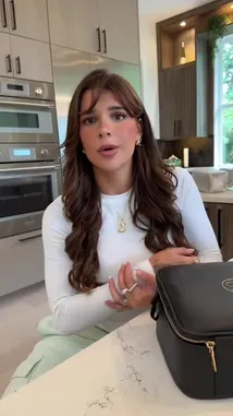 Ari Kytsya Arielkytsya Snapchat Stories Spotlight Amp Lenses