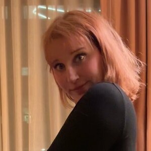 Brynn Woods Nude Evolution Body Shop