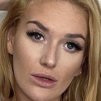 Charlotte's Nude Artistry: A Bold Journey.