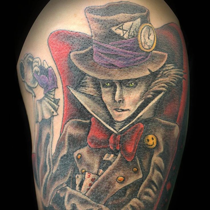 Cheshire Cat With The Mad Hatter S Hat For Kaya Cheshirecat Cheshirecattattoo Aliceinwonderland Aliceinwonderlandtattoo Madhatter Tattoo Tattoos Illinoistattooartist Midwesttattooer