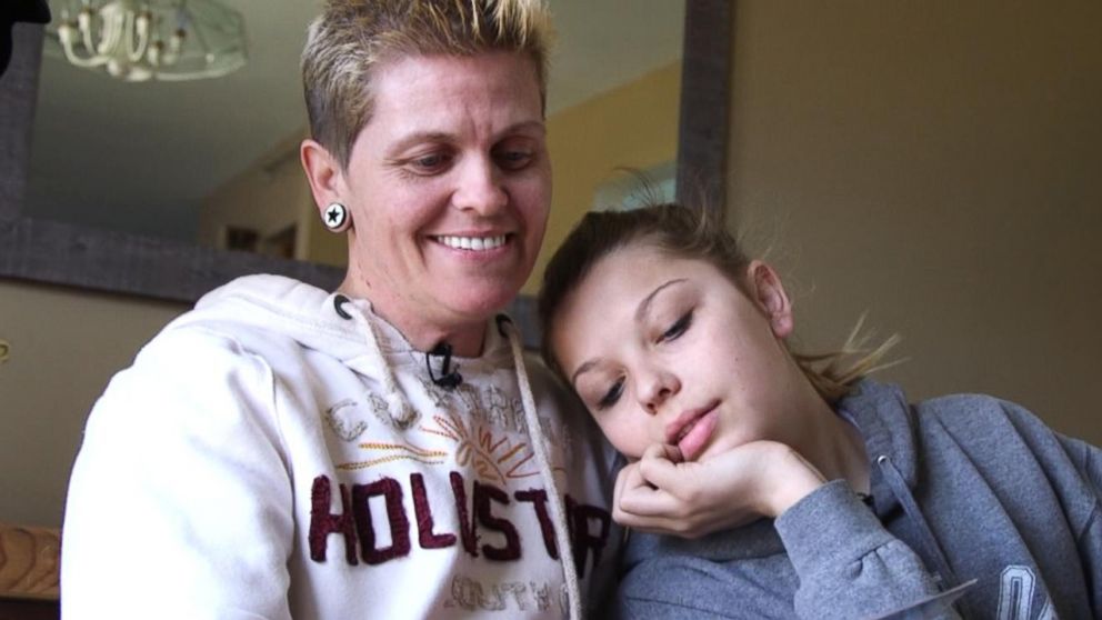 4 Steps to Handling Dad-Daughter Porn