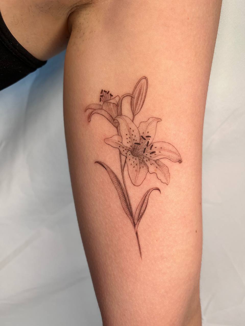 Discover The Elegance Of Fine Line Flower Tattoos In Calgary Your Discover The Elegance Of Fine Line Flower Tattoos In Calgary Your