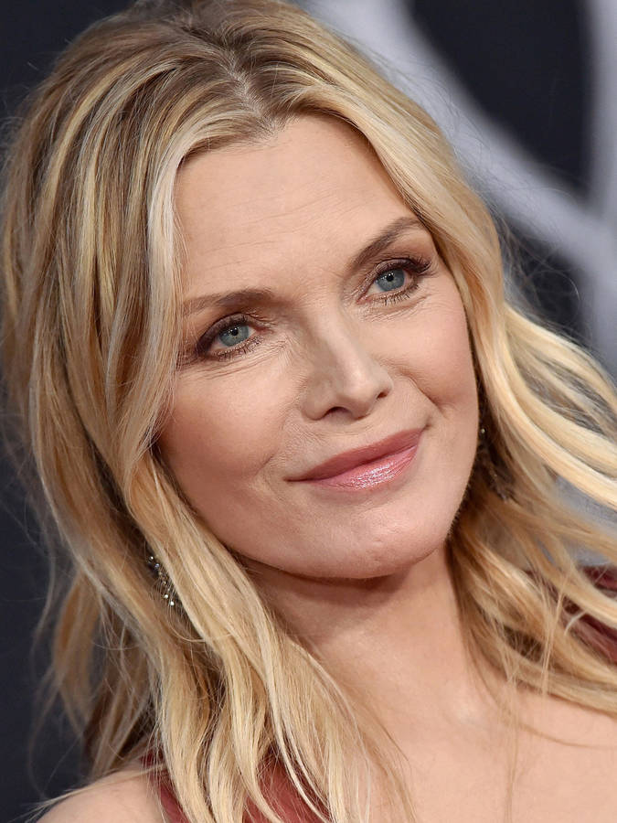 Download Michelle Pfeiffer Maleficent Film Premiere Wallpaper Wallpapers Com