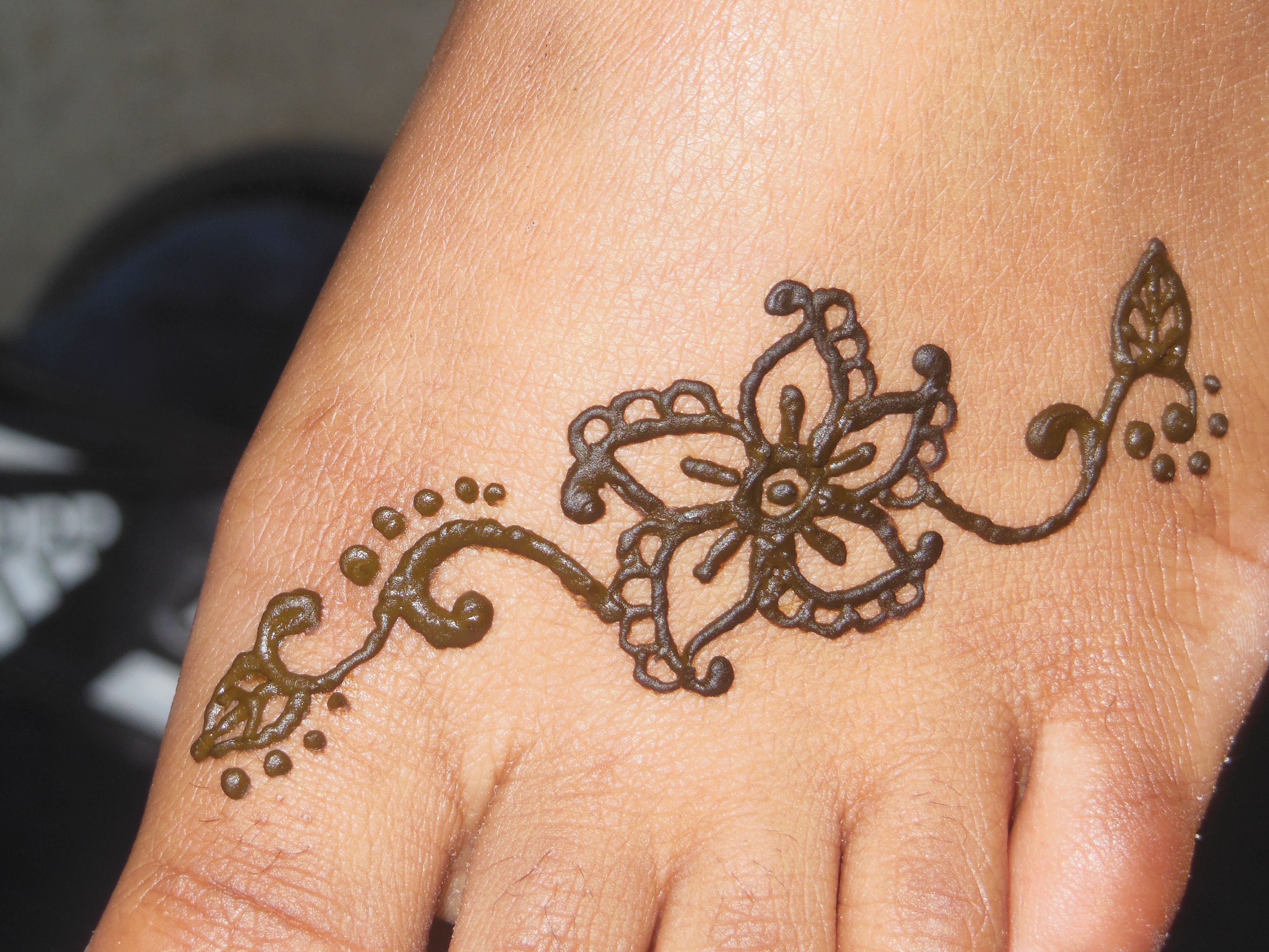 Easy Henna Tattoos For Beginners Adam Forga
