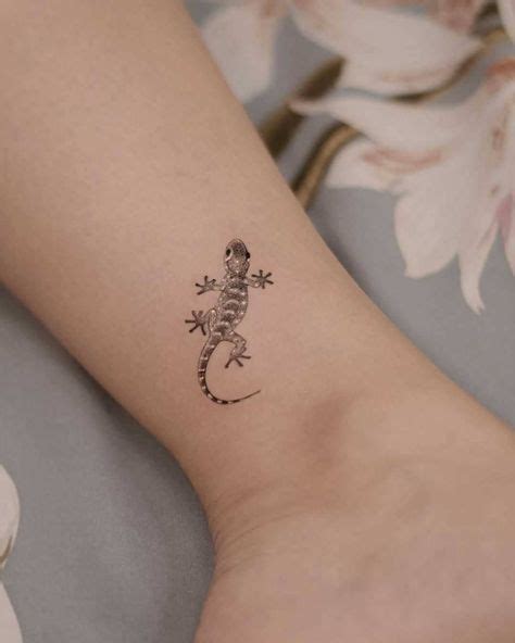Gecko Tattoo Designs