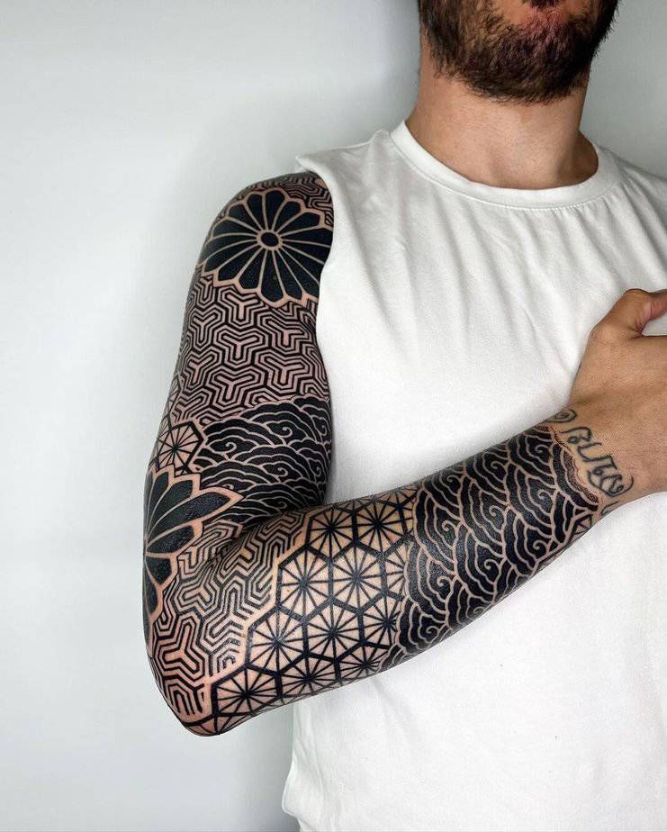 Geometric Tattoo Designs 25 Eye Catching Examples 4 Pattern Tattoo