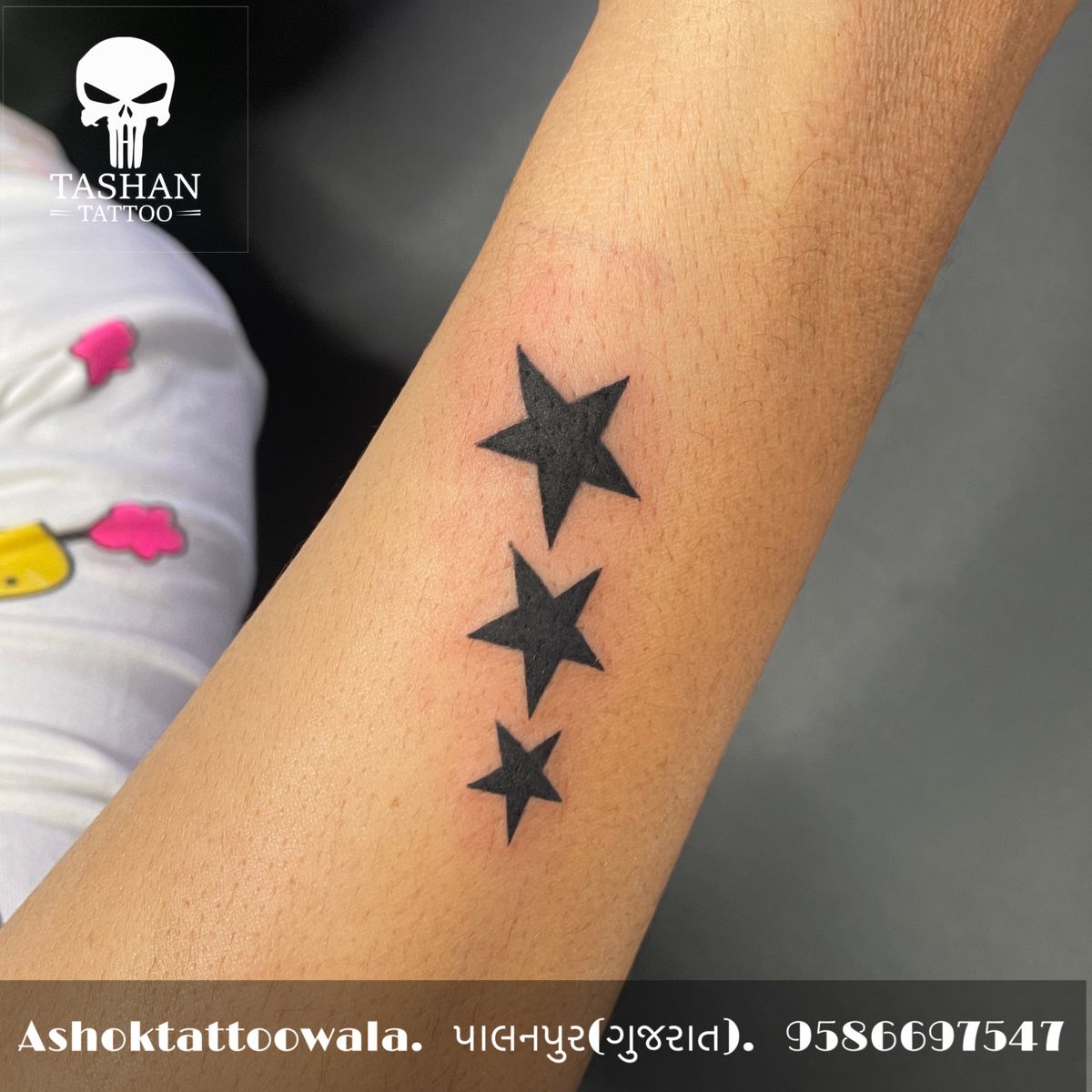 Hand Star Tattoo Designs