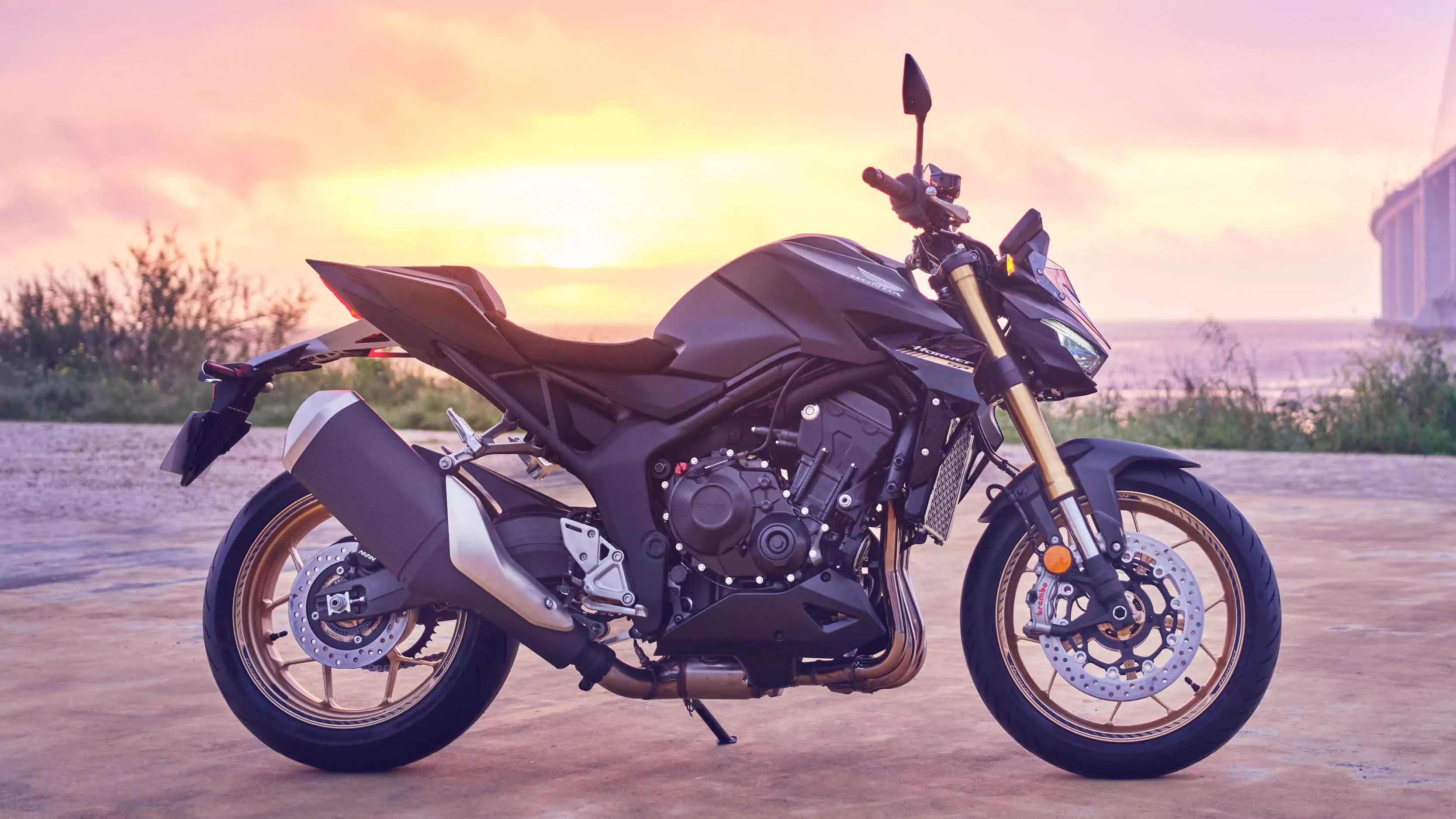 Honda Launches Naked Hornet Sp