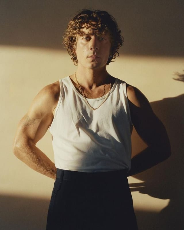 How Many Tattoos Does Jeremy Allen White Have