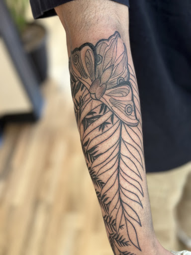 Ink I Adore Tattoo Artist