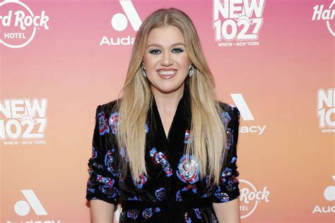 Kelly Clarkson Says She Amp 39 S Still Not Ready For Romance After Divorce