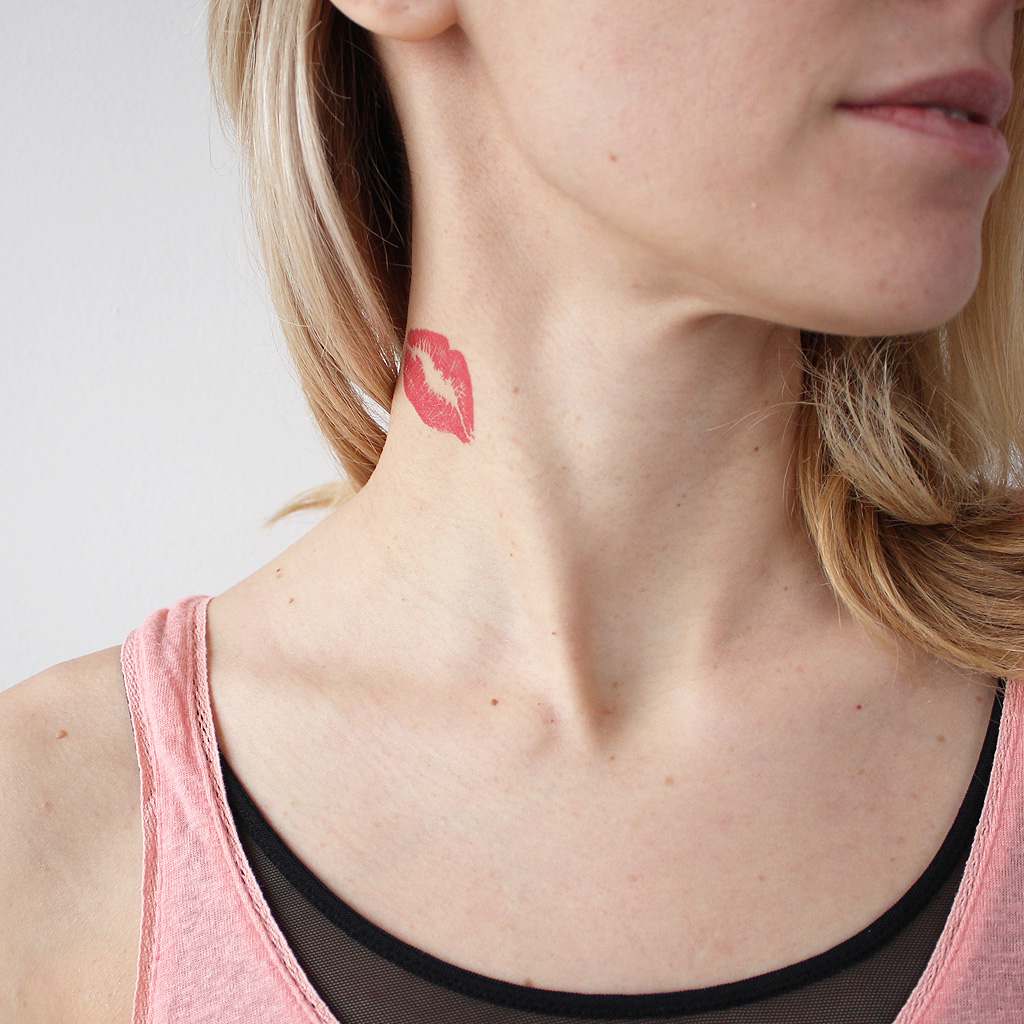 Lipstick Kiss Tattoo Eagleviewtattoo Com