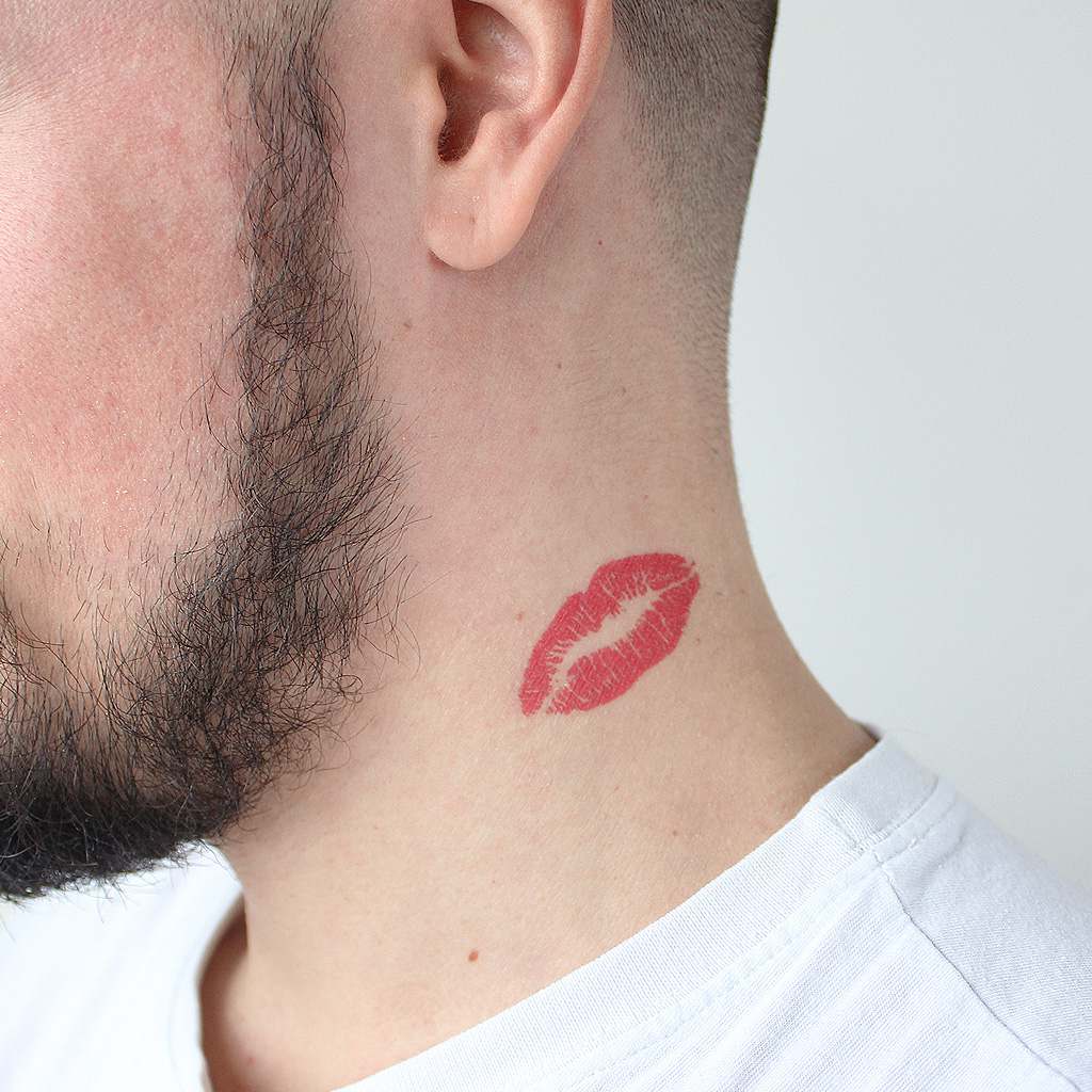 Most Romantic Lip Tattoo On Neck Designs With Cool Images The Best Most Romantic Lip Tattoo On Neck Designs With Cool Images The Best