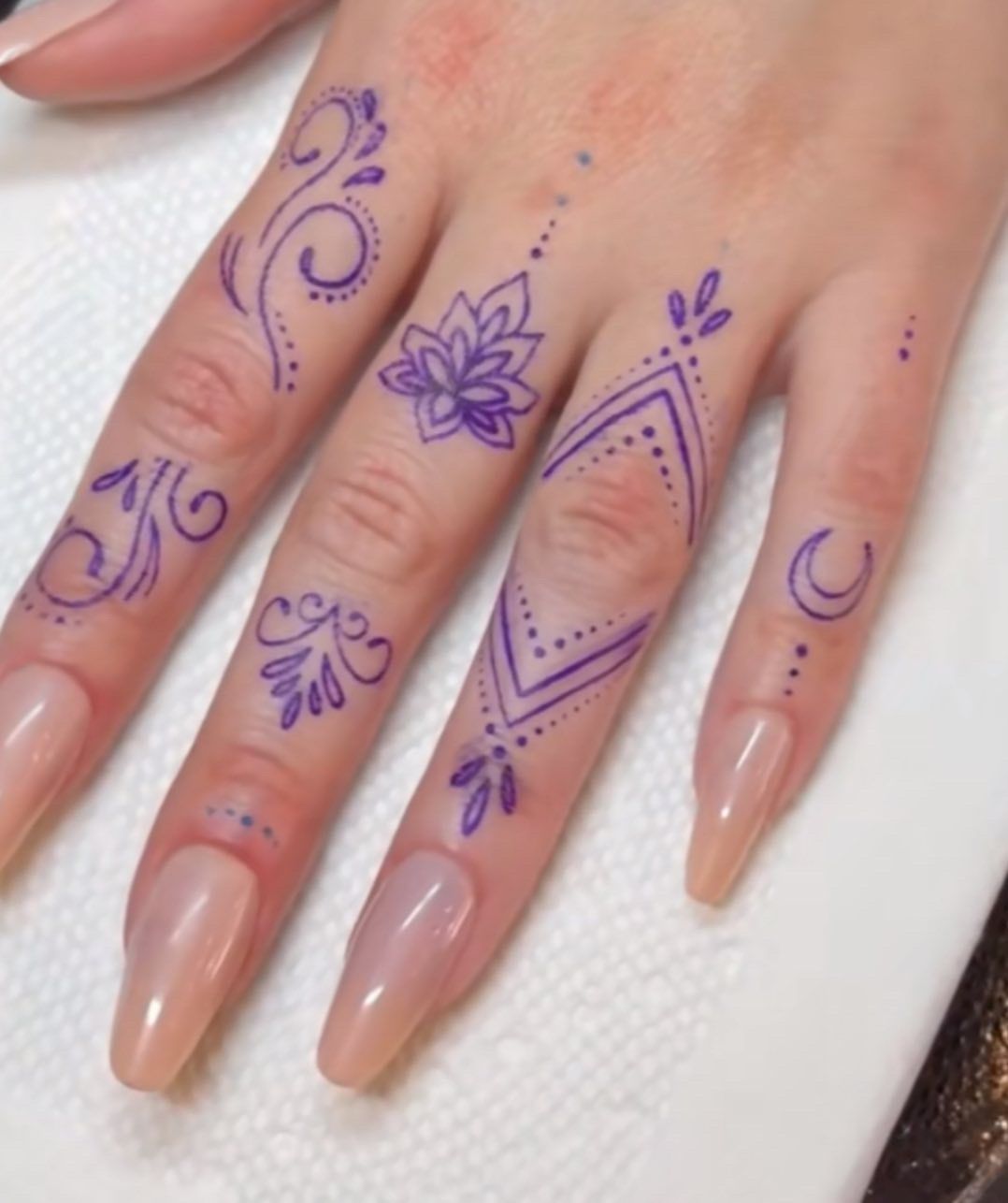 Pin De Amp 39 Amp 39 Em Em 2025 Tatuagem De C Rebro