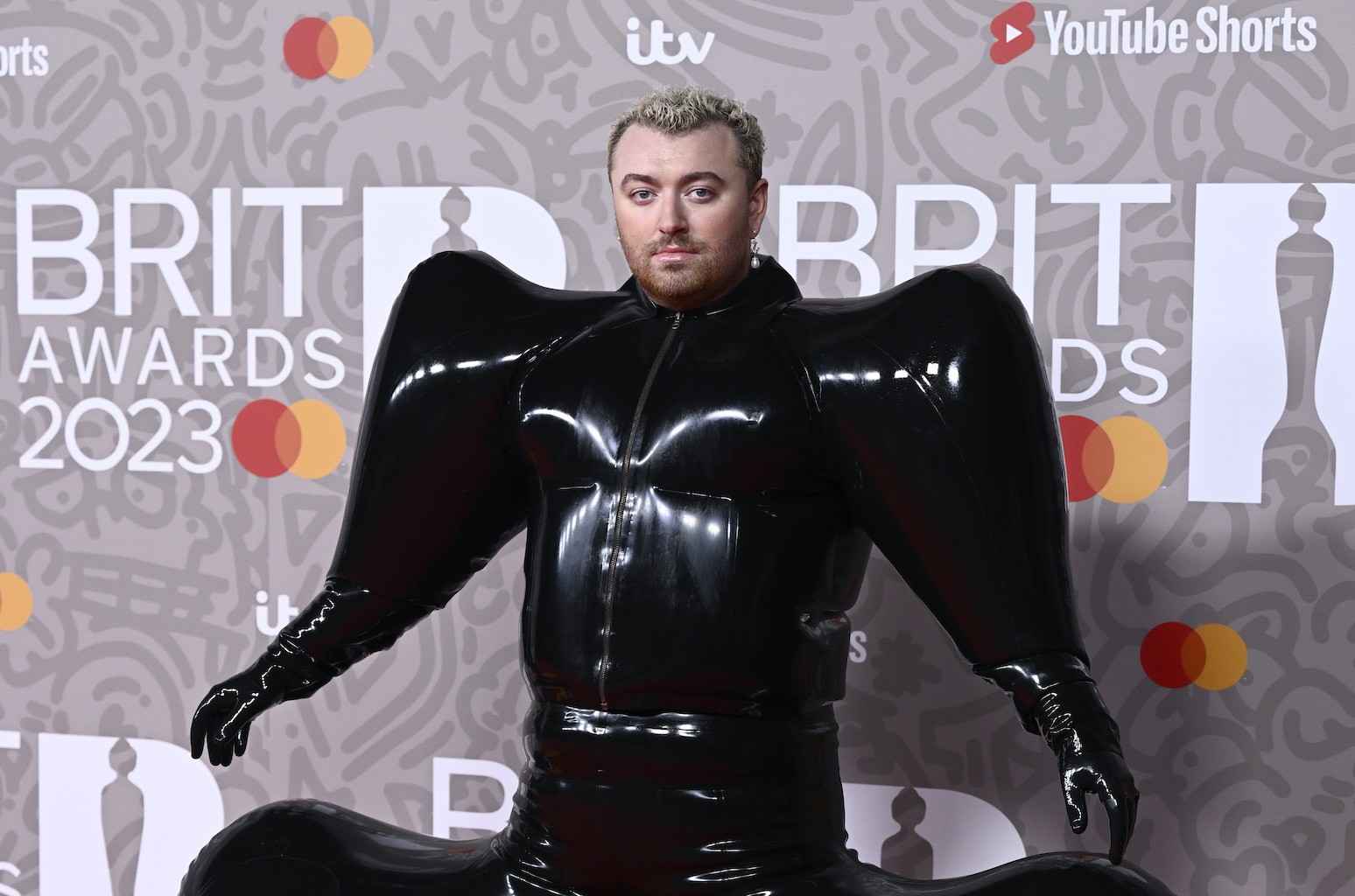 Sam Smith Amp 39 S Brit Awards Red Carpet Outfit Their Most Daring Yet