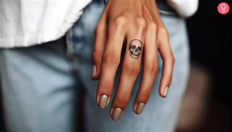 Skull Tattoo Finger