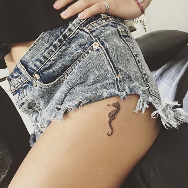 Tudo Acontece Por Uma Raz O Thigh Tattoos Women Small Thigh Tattoos