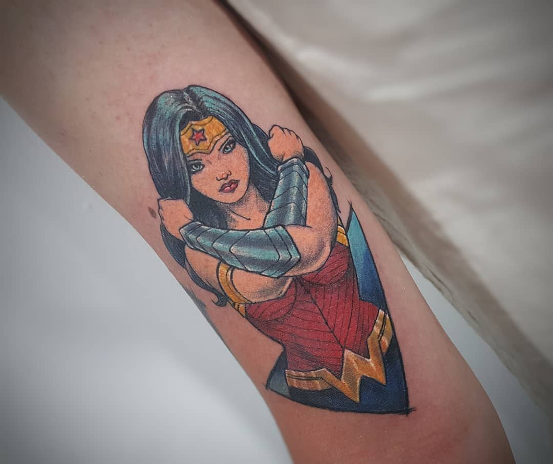 Wonder Woman Segue Alex Tsurusstudio Wonder Woman Tattoo Wonder
